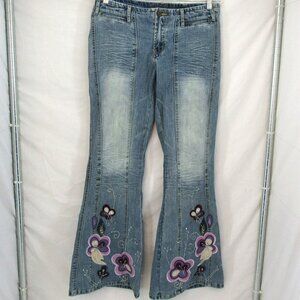 Crest Jeans Denim Wear Junior Mid Rise Wide Flare Embroidered Beaded Jeans Sz 9